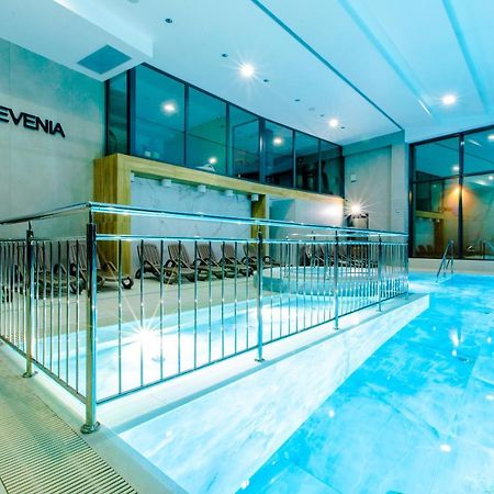 Resort Hevenia Rewal 12 Exteriör bild